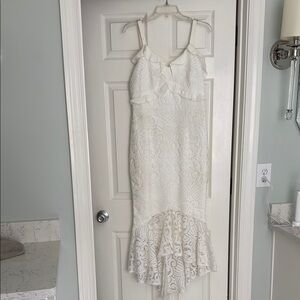 Elegant White Lace Dress